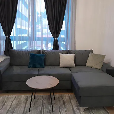 Dah * بيلاسنيكا